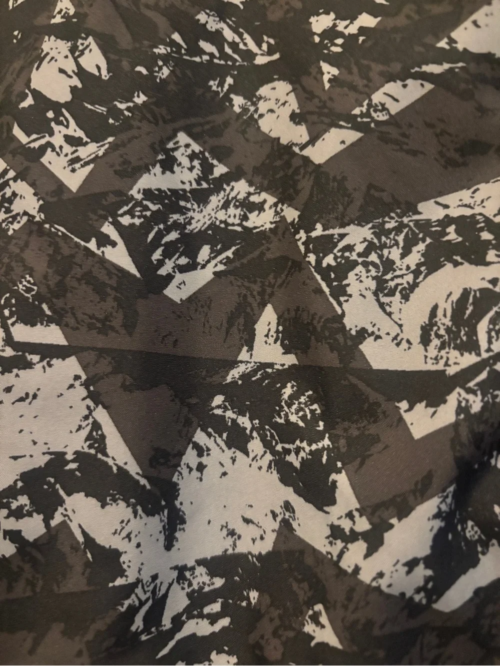 The North Face Boys' Brayden Insulated Jacket - Camo Mountains - youth XL